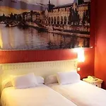 מלון Royal Aboukir Paris פריז