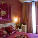 מלון Royal Aboukir Paris פריז