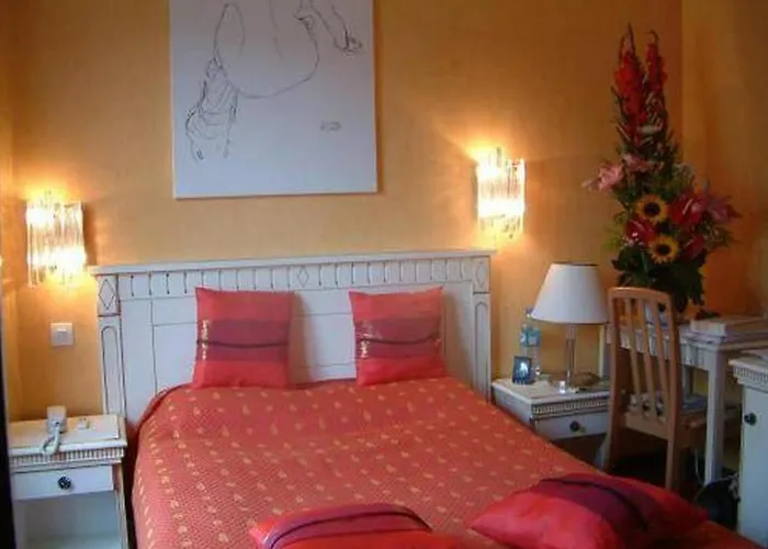 Royal Aboukir Paris Hotel