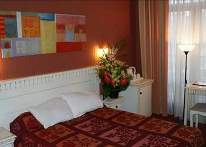 Hotel Royal Aboukir Paris 3*