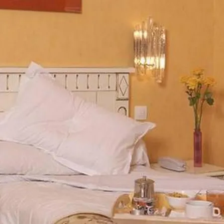 Royal Aboukir Paris 3* Paris